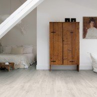 Quick Step Livyn КАНЬОН СВЕТЛЫЙ РАСПИЛ ДУБ